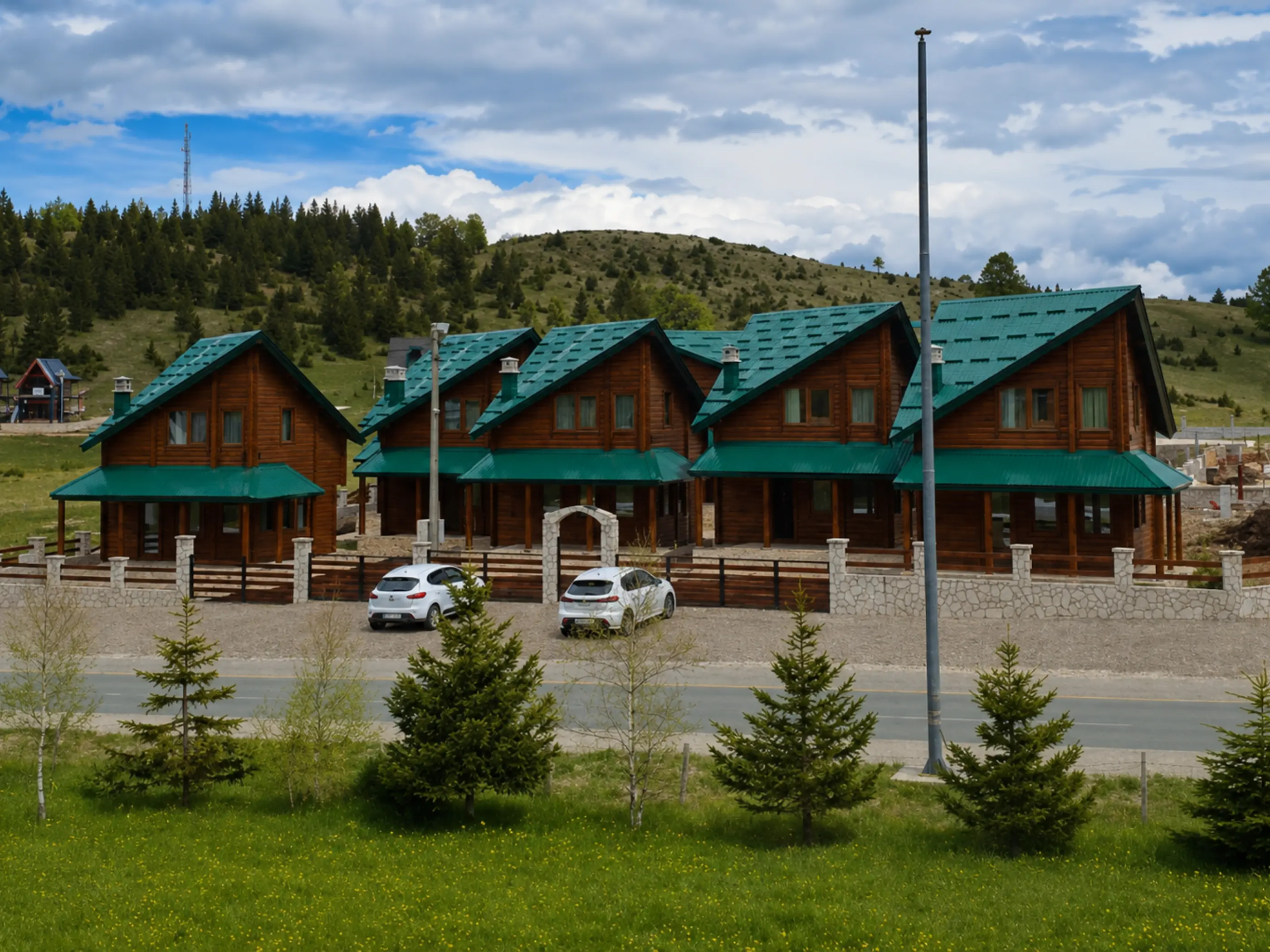 ZAGRAD Etno Apartmani Žabljak - kompleks etno kućica